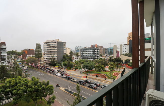w Extraordinary 2BR w Balcony in San Isidro - Foto 13