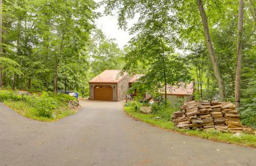 Lakefront Connecticut Retreat Near UConn - Foto 27