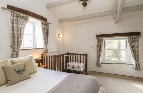 East House - Photo 18