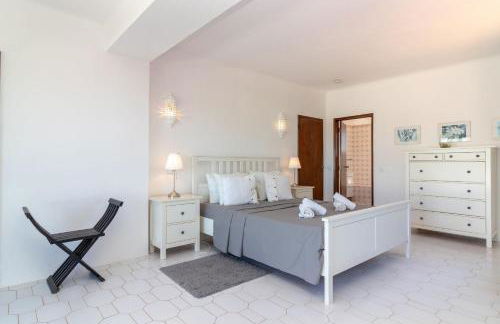 4 Bed Villa, Pool & Tennis Court in Carvoeiro - Foto 15