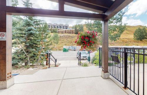 Mountainside Living - Photo 48