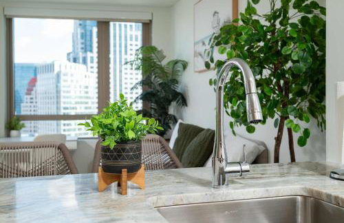 Upscale Penthouse with Gym Parking near MGH TUFTS - Photo 13