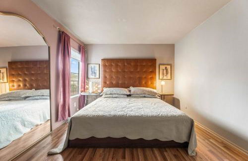 Elegant Luxe Hampton inspo Retreat in Glendale, CA - Foto 23