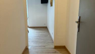 Studio 2ème étage - Centre-ville - Local vélos disponible - Foto 2