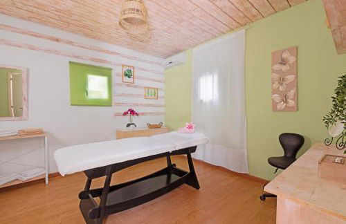 Apartamentos Sureda - Photo 25