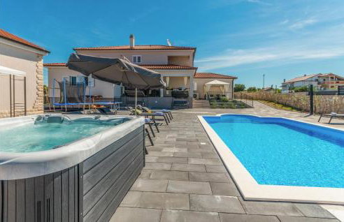 Amazing Home In Sukosan With Wifi - Foto 15