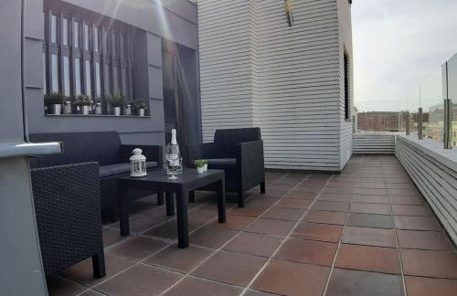 LUXEinBurgos Atico con Vistas Espectaculares - Foto 16