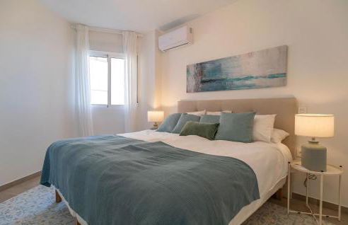 Stunning Apartment In Almuñecar - Photo 9