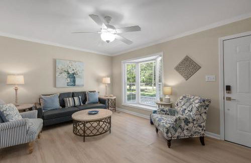 Coastal Home with Inground Pool - Foto 6