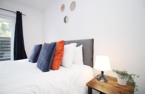 Casa di pietra - Cardiff City centre apartment with patio, Free private parking - Foto 56