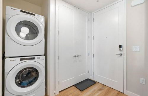 Modern dntwn apt- prime location - Foto 16