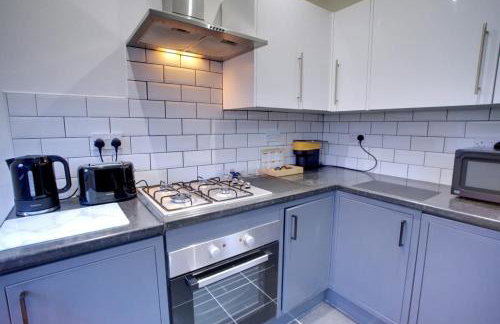 Sleeps 18 Lovely Mcr Home by City SuperHost - Foto 7