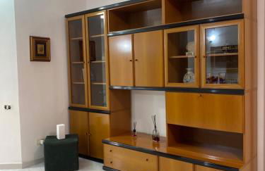 Elena House - Photo 6