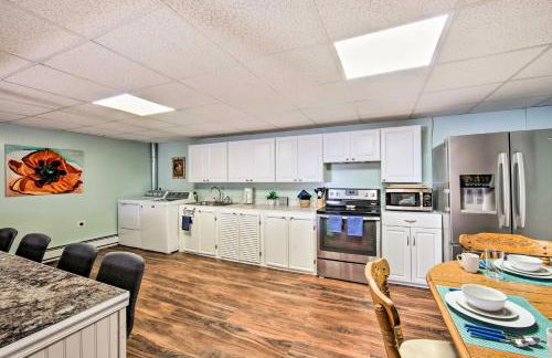 Lovely Moshannon Ground Apartment with Fire Pit - Foto 9