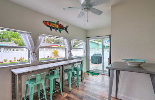 Tampa Bay Area Cottage with Gas Grill and Fire Pit! - Foto 11