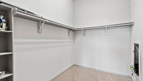 Modern Austin 2BR 2B Apt with Pool Parking & WIFI - Photo 2, wardrobe