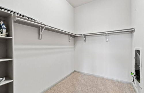 Modern Austin 2BR 2B Apt with Pool Parking & WIFI - Foto 2