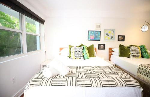 South Beach Steps to Ocean Drive with Free Parking - Foto 8