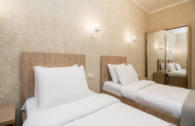 Dat Exx on Freedom Square - Photo 11