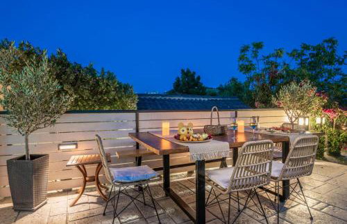 Villa Tramonto with Private Heated Pool, by ZanteWize - Foto 12