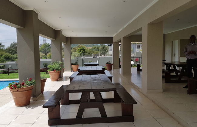 Nova Luxury Suites Saratoga 112 - Photo 16