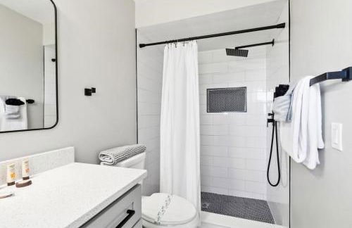 Luxury getaway, relax, and recharge! Tropical Florida Getaway Heated Pool Extra Fee - Foto 17