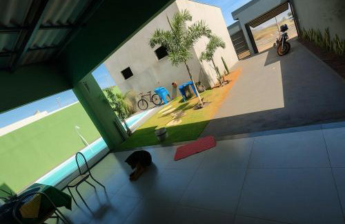 Casa 3 quartos com piscina próx ao Shopping - Foto 6