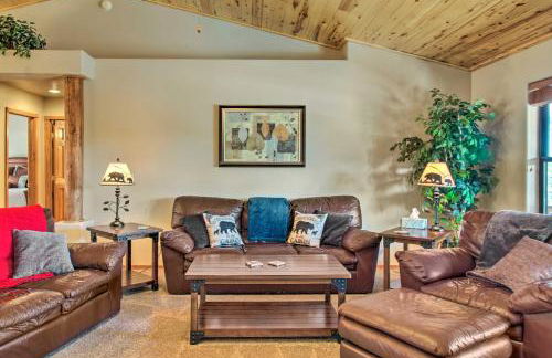 3 Mi to Dtwn Show Low Retreat with 2 Decks - Photo 5