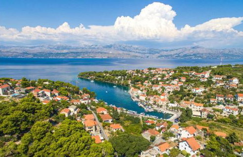 1 Bedroom Nice Apartment In Splitska - Photo 18