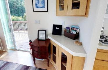 Charming Cottage Rental with Fabulous Views of the Trinity River in Northern California - Foto 5