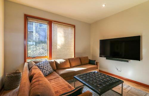 Four - River View Hot tub Luxurious Downtown Loft - Foto 11