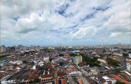 Confortável apartamento com 2 quartos, sendo um suíte, varanda, ampla sala, cozinha área de serviço e banheiro social - Foto 7