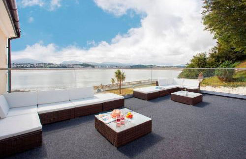 Sea Front Spacious Apartment on Anglesey - Foto 2