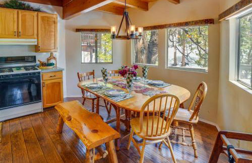 Peaceful Pines Running Springs Home with 3 Decks - Foto 2