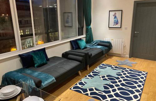 Central Sheffield 3BED 3BATH IV Pent-Apartment - Photo 6