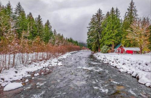 NEW: Steps from White River near Mount Rainier National Park - Foto 5