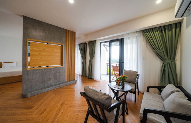 Palm River Boutique - Photo 50