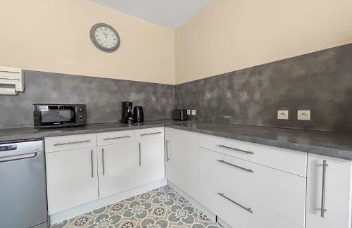 Maison Au Calme à 5min du Futuroscope - Foto 12