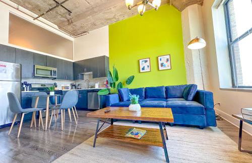 Spacious 2BR South Loop with Skyline view, Optional Parking and Gym Access Near McCormick Place and Soldier Field - Foto 14