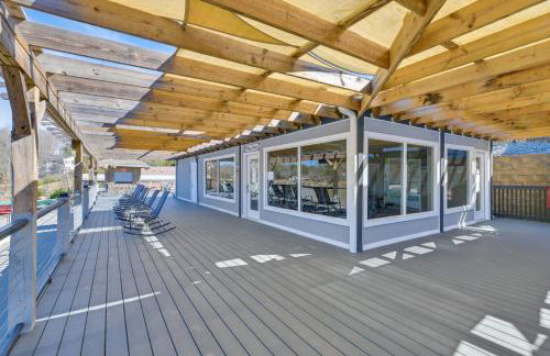 Boat & Fish: Waterfront Gem in Sherrills Ford! - Photo 22
