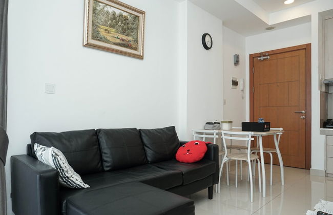 Minimalist And Cozy 2Br Apartment At The Nest Near Puri By Travelio - Foto 9