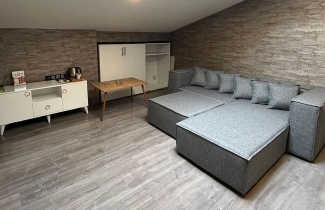 La Vie Suit Hotel - Photo 1