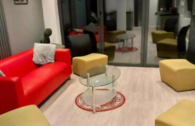 Contemporary and Spacious Home - Foto 1