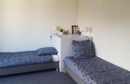 Studio 2 lits jumeaux 1 station Tram aéroport Orly - Foto 3