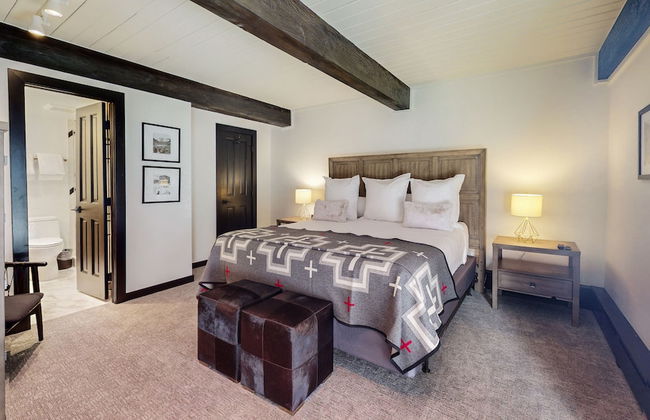 Top of the Village - Foto 26