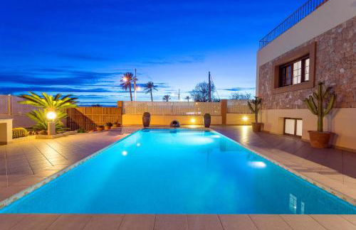 Villa near ibiza Town Sleeps 14 - Foto 4