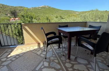 One bedroom apartment with two terraces in an orchard - Photo 1