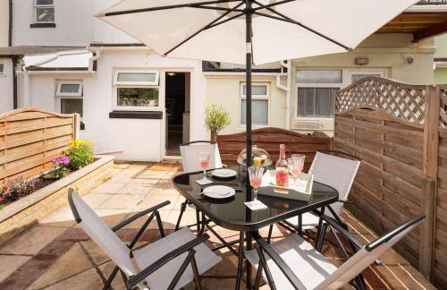 *Brand New* Olive Grove Cottage - Foto 31