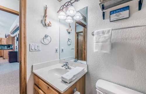 Blue Spruce Retreat by Ruidoso Vacation Rentals - Foto 58