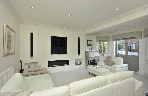 Chapel house - Photo 6